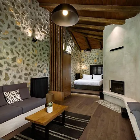 Bocca Al Lupo Apartment Káto Loutrákion